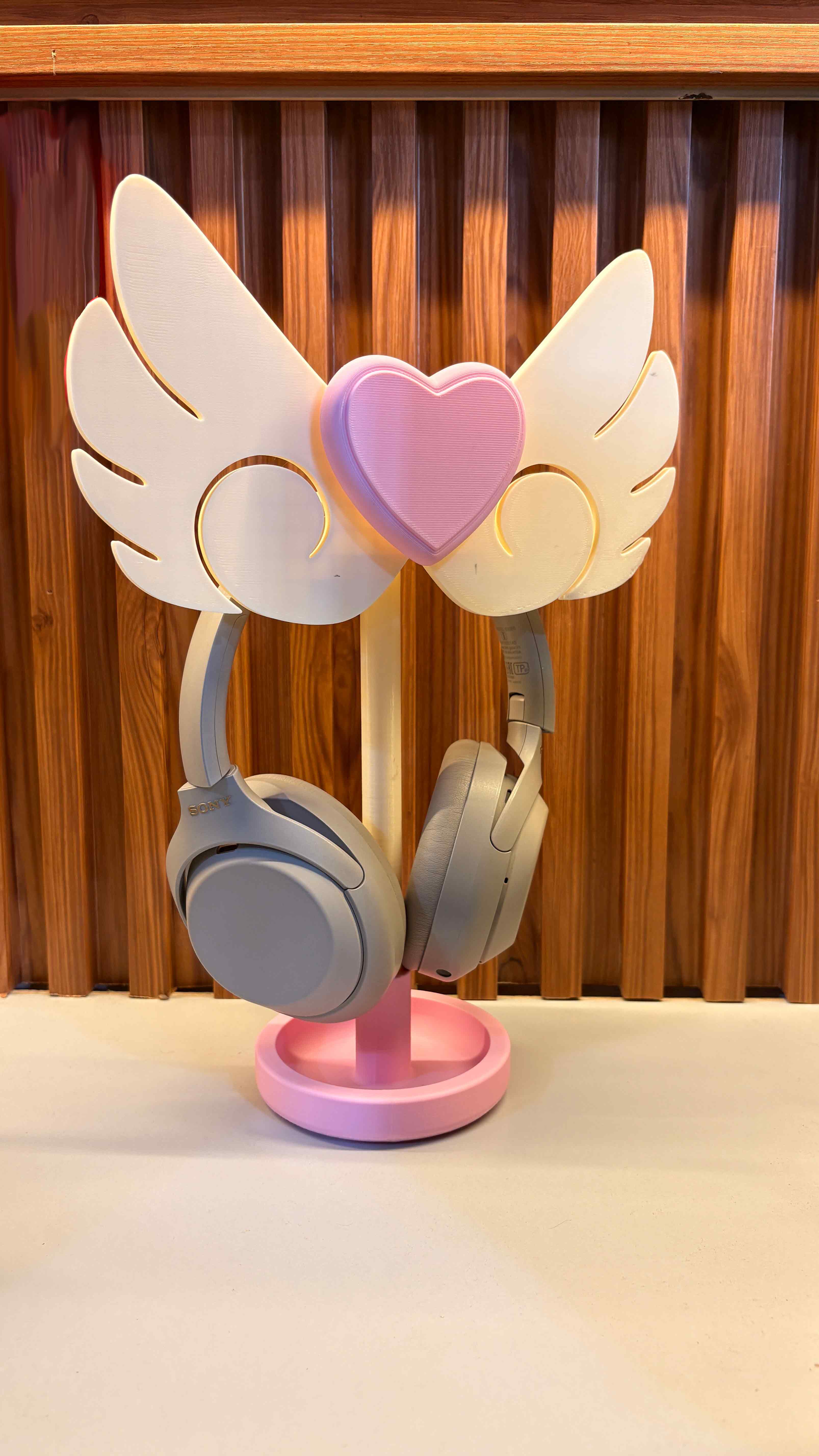 Angel Heart Headset Stand