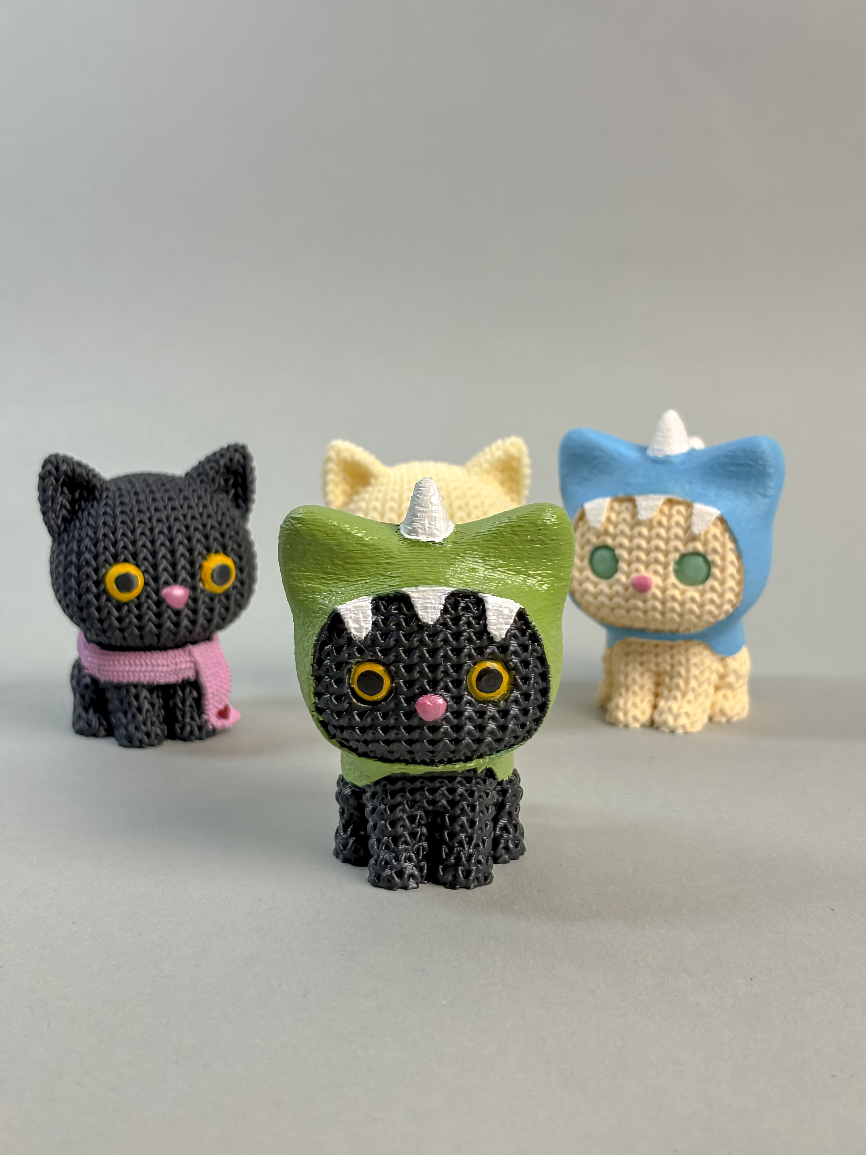 Cute Kitten Photo Holder