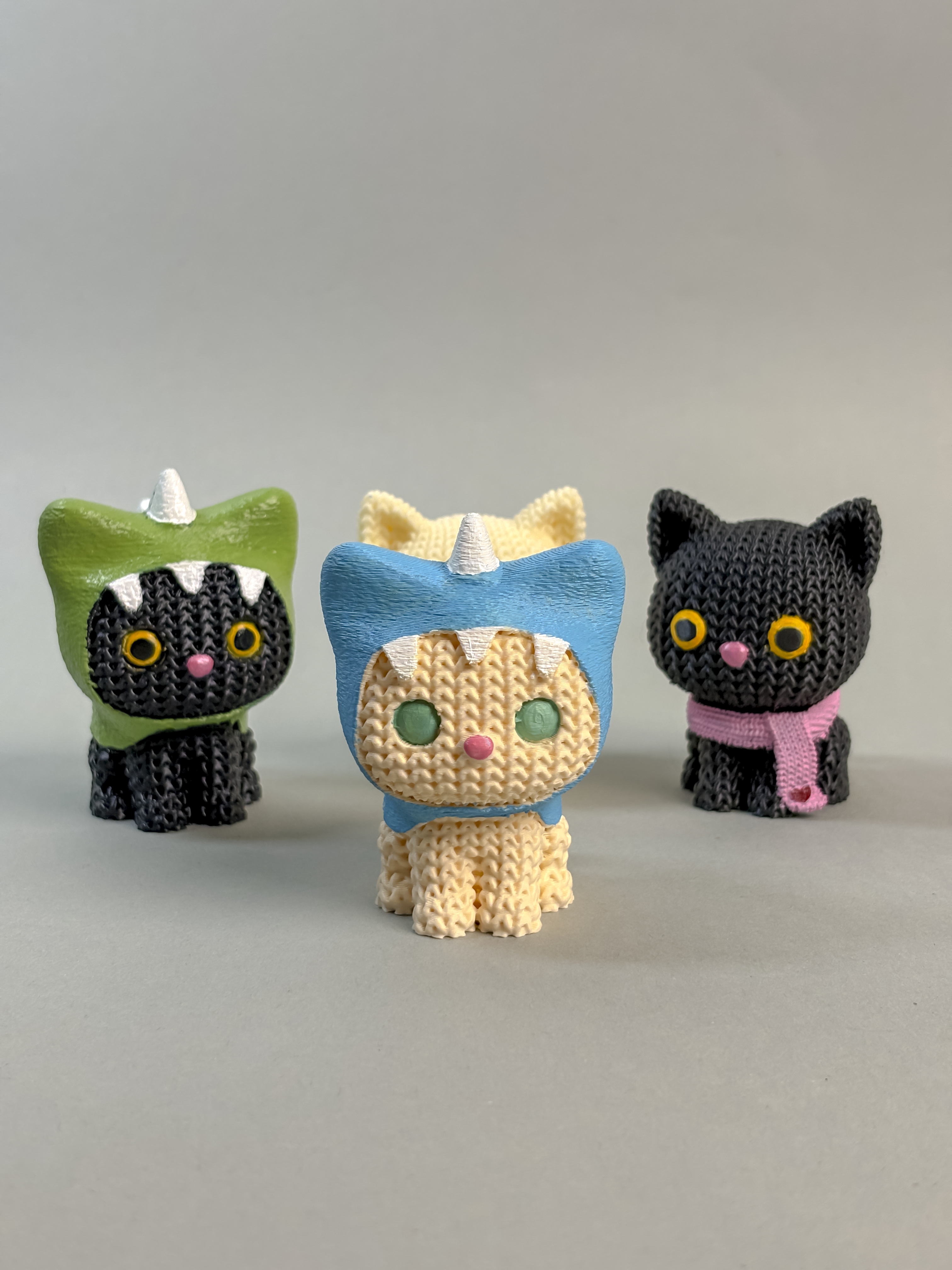 Cute Kitten Photo Holder