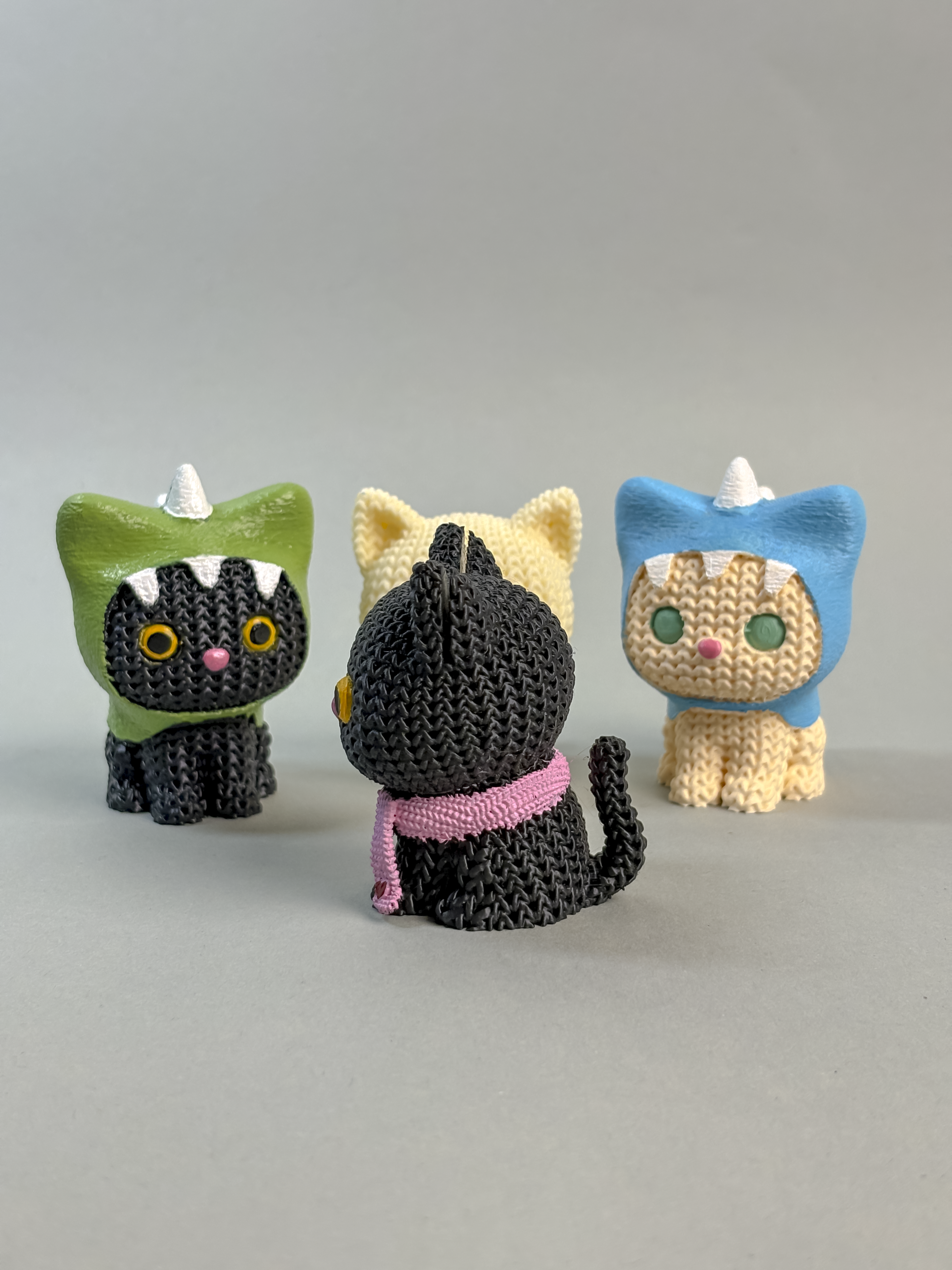Dino Kitten Photo Holder